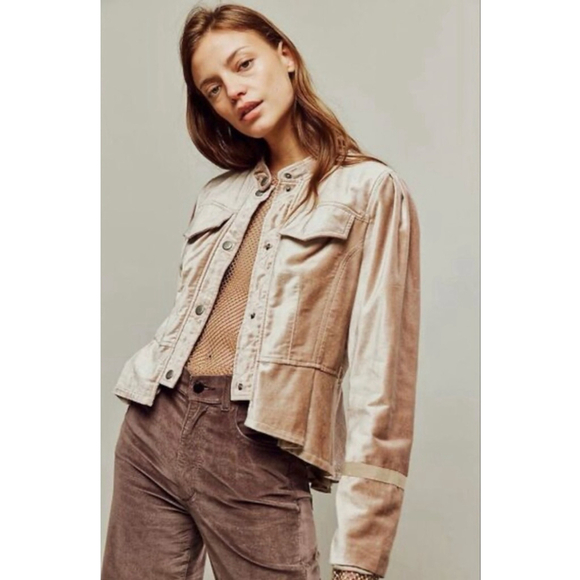 Free People Jackets & Blazers - Free People Velvet Ballet Racer Jacket NWT Size Medium Champagne